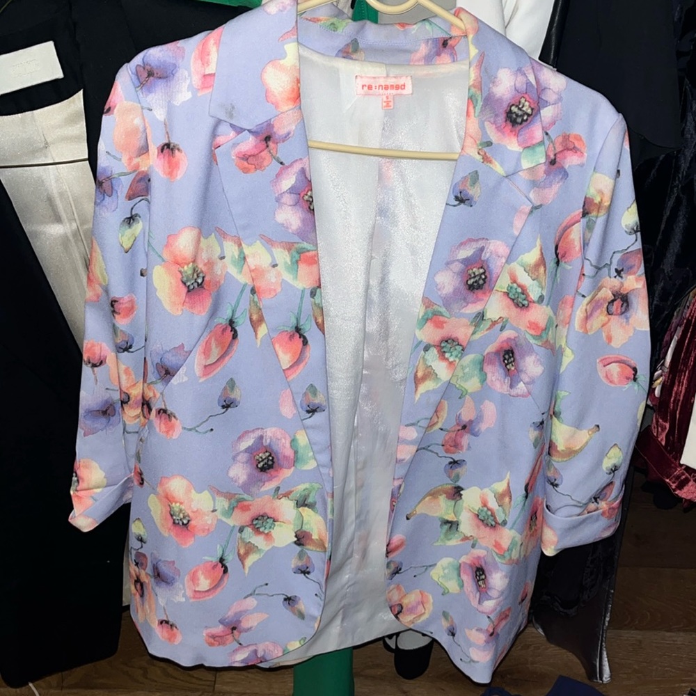 Re:named Lavender floral woman’s blazer, size small